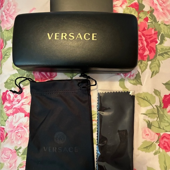 Versace Black Sunglasses Set - Picture 1 of 6